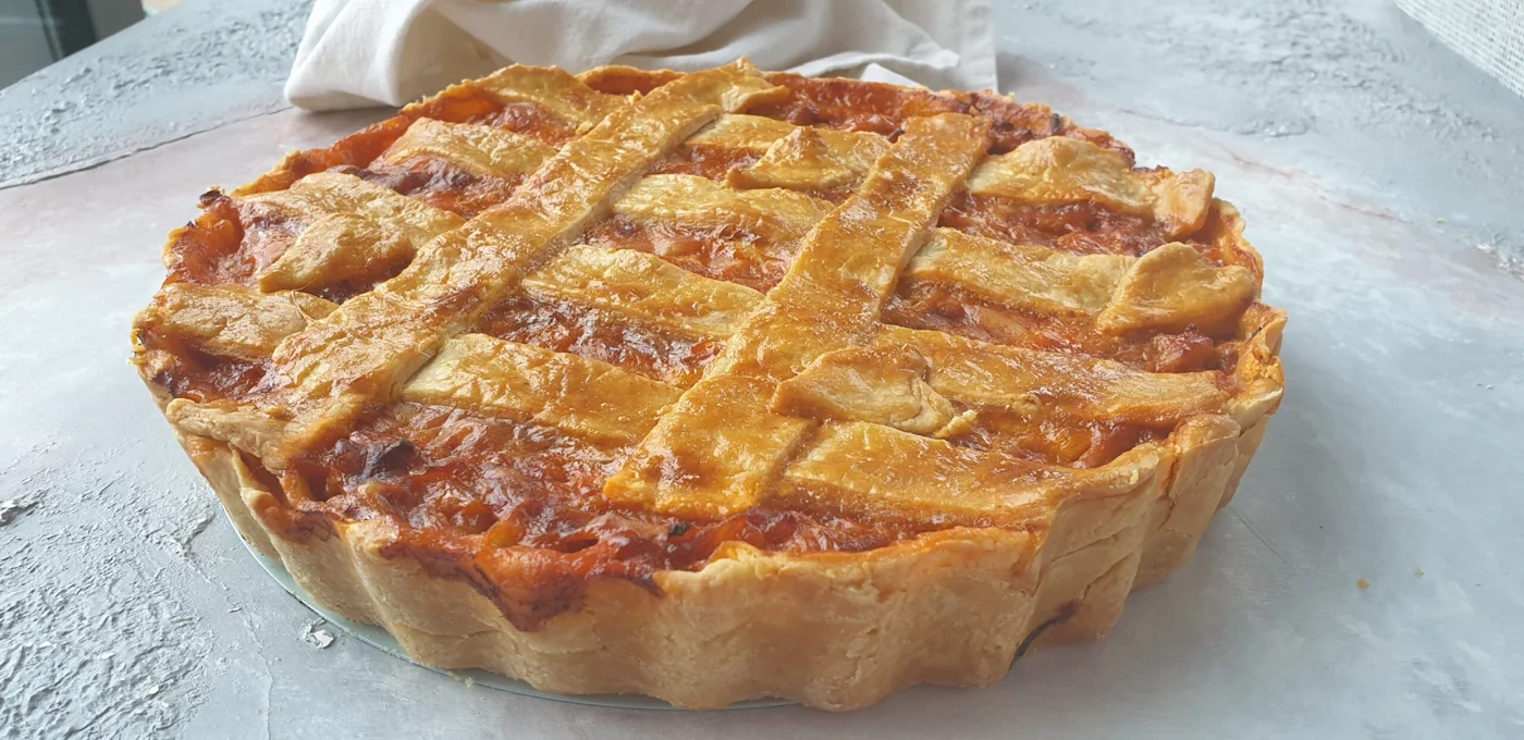 Homemade Mince & Cheese Pie