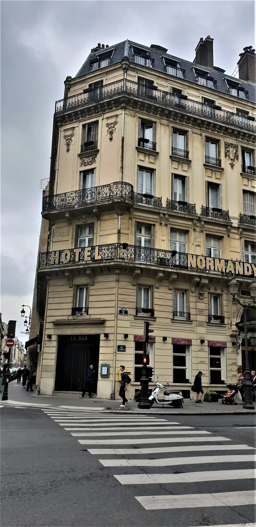 streets of Paris