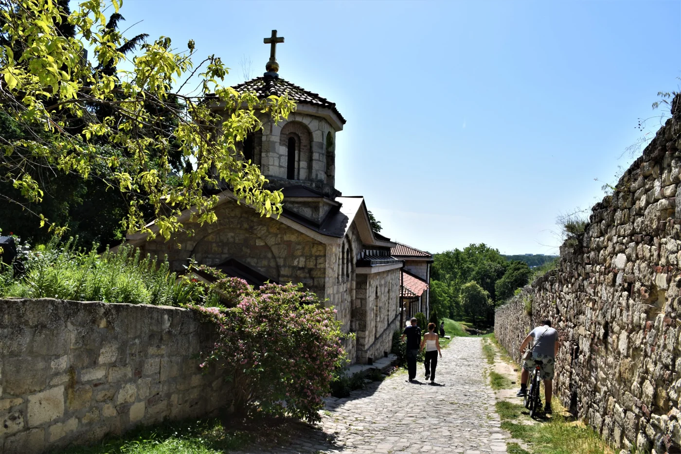 THINGS TO DO IN BELGRADE / KALEMEGDAN Chapel & Church
