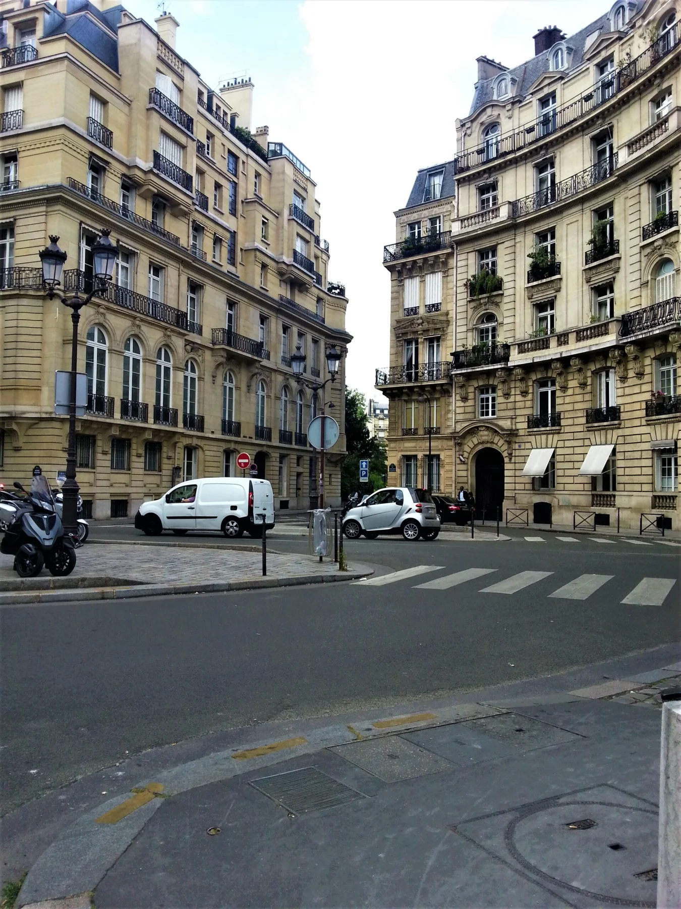 streets of Paris