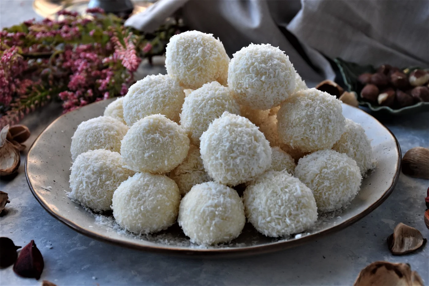 Homemade Raffaello Coconut Balls