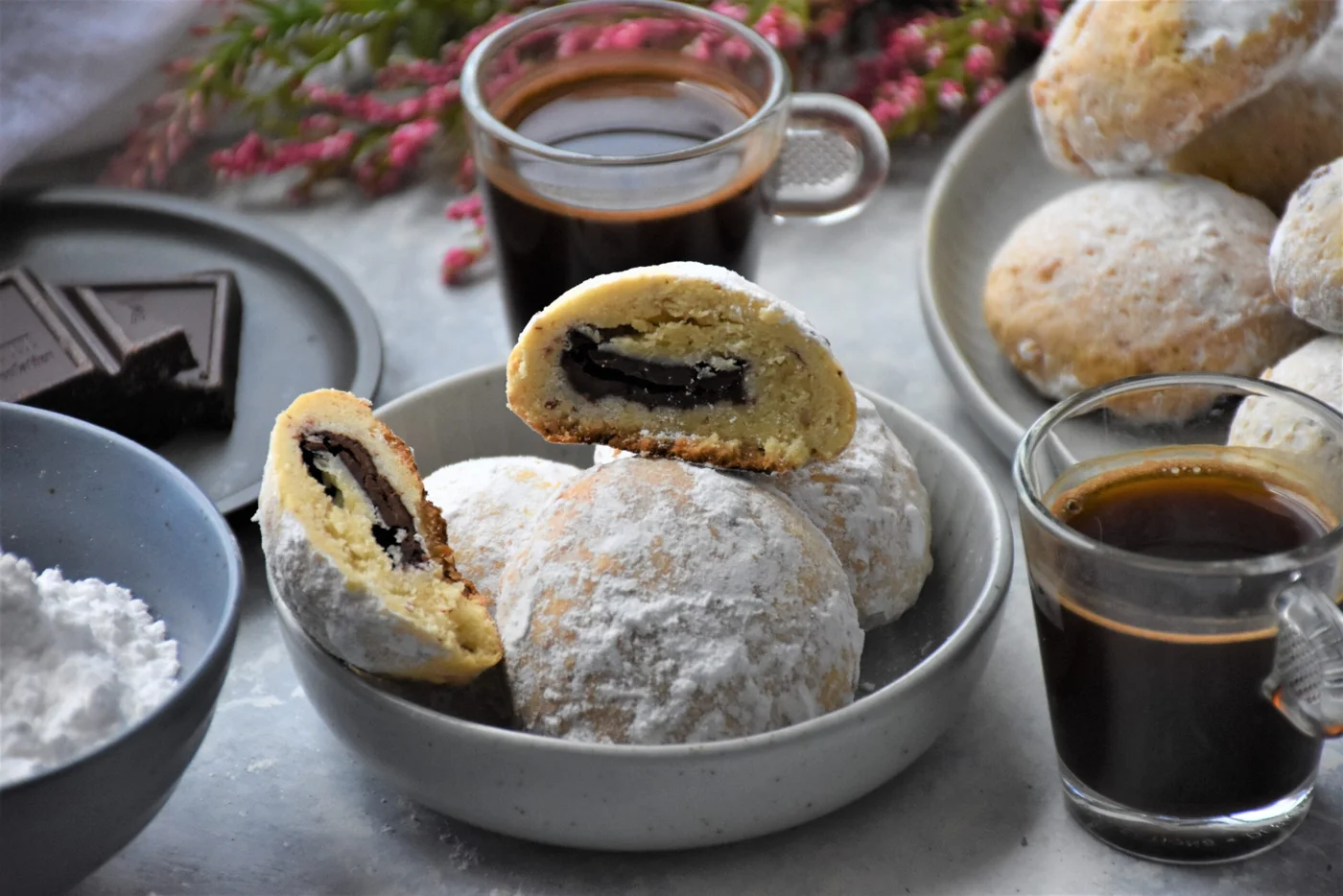 chocolate cookies