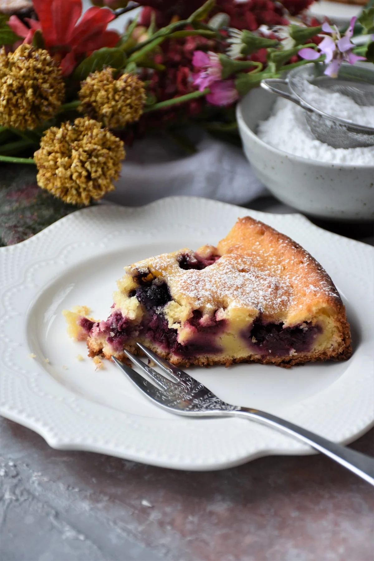 Mixed Berry Cake with Mascarpone