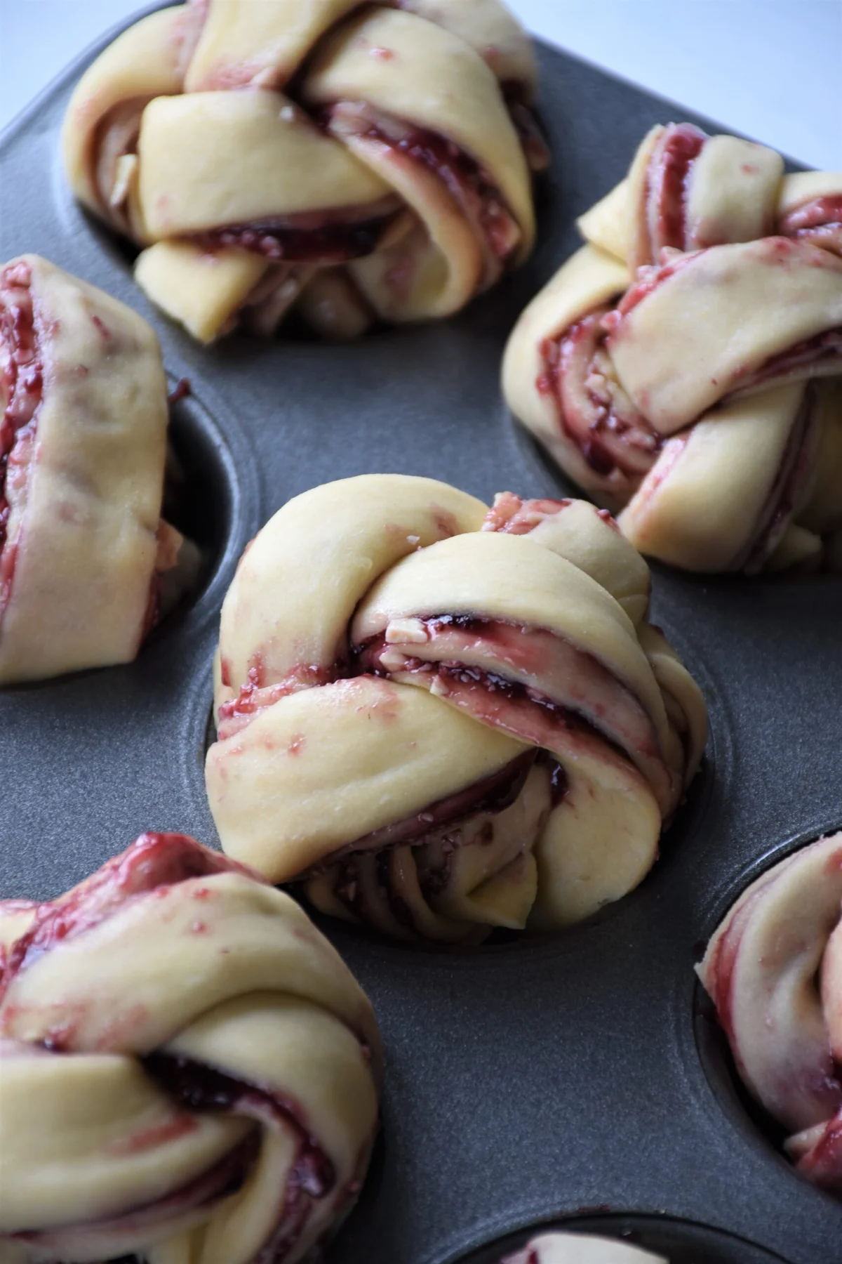  berry jam & white chocolate knots