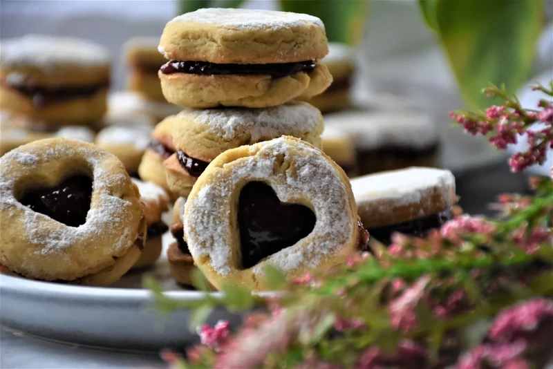 Vanilice (Serbian Jam Cookies)